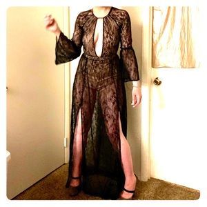 keyhole dress with slits